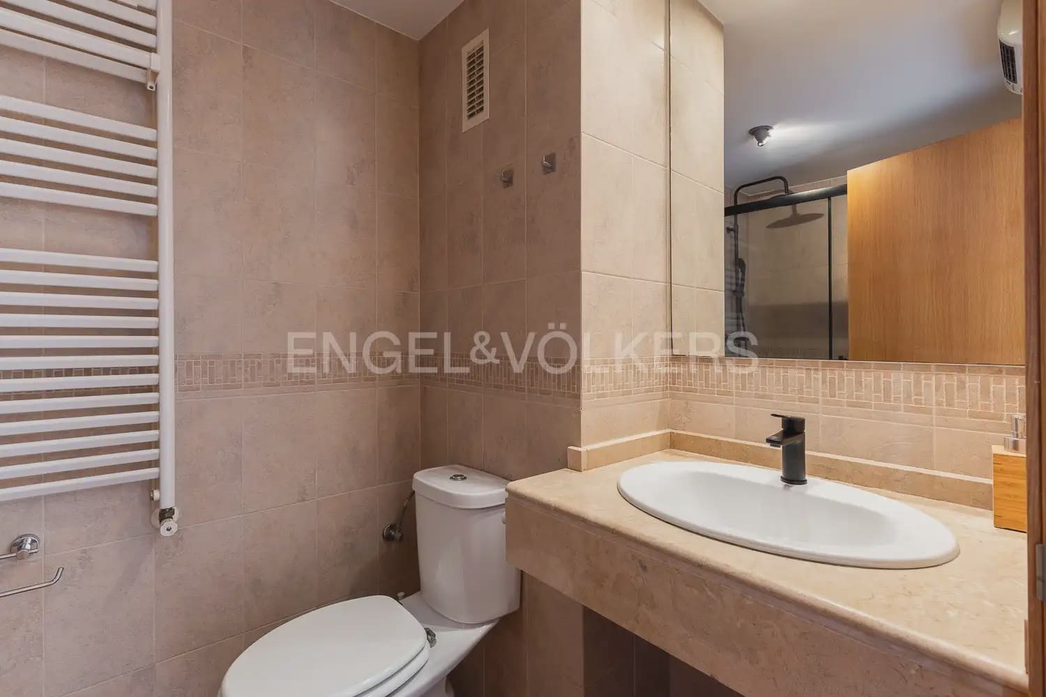 3 bedroom Penthouse for rent in Valencia city with garage - € 2,800 (Ref: 9937284)