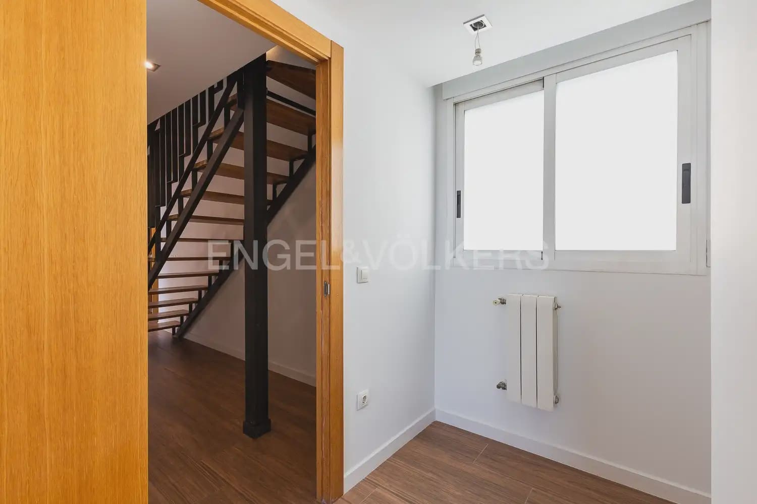 3 bedroom Penthouse for rent in Valencia city with garage - € 2,800 (Ref: 9937284)
