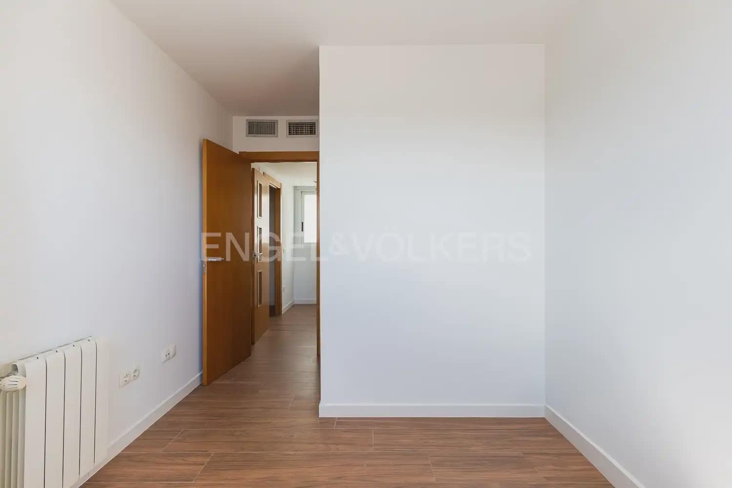 3 bedroom Penthouse for rent in Valencia city with garage - € 2,800 (Ref: 9937284)