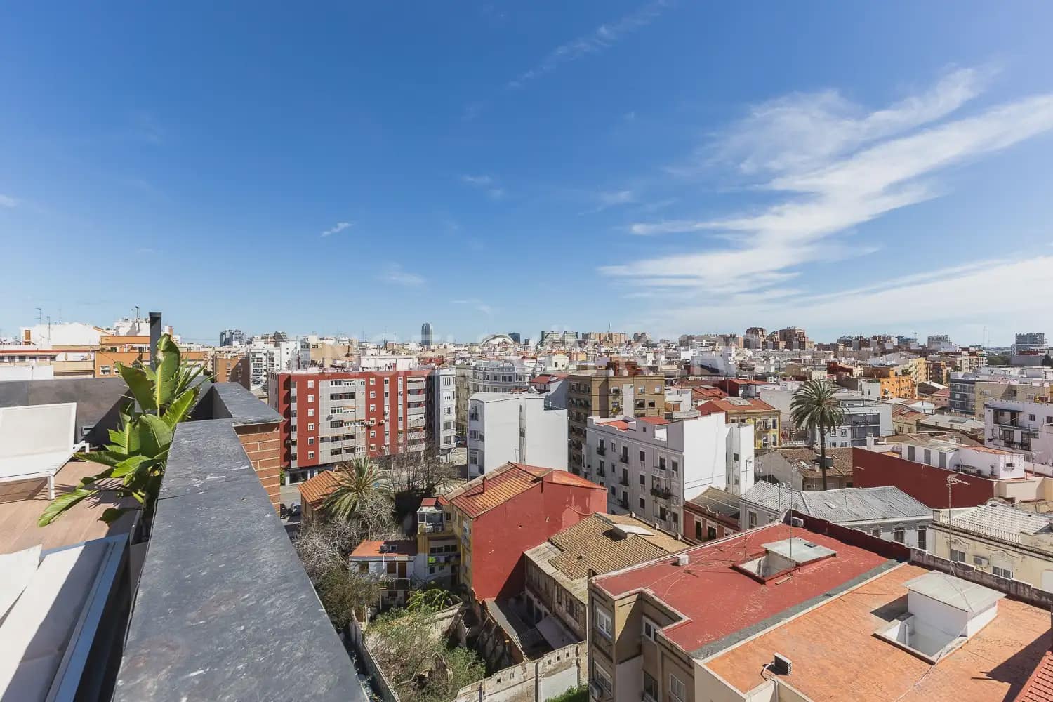 3 bedroom Penthouse for rent in Valencia city with garage - € 2,800 (Ref: 9937284)