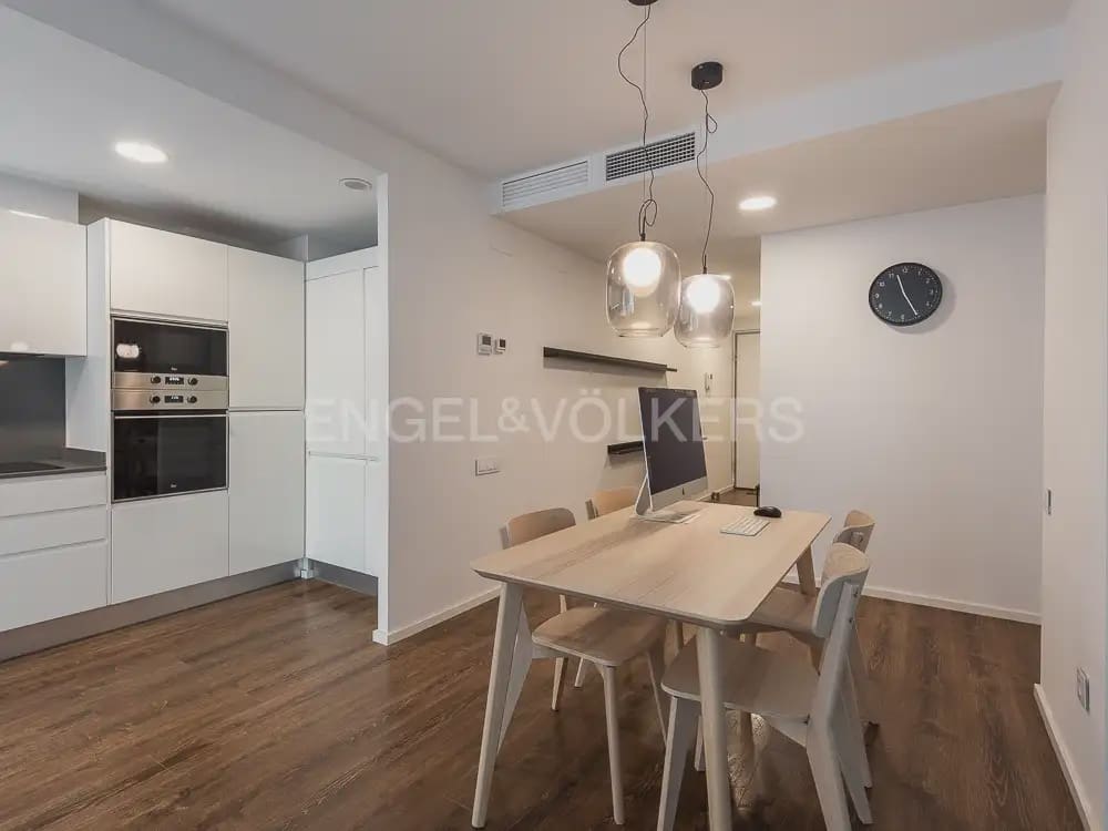 3 Zimmer Wohnung zu vermieten in Valencia Stadt mit Garage - 1.700 € (Ref: 9937332)
