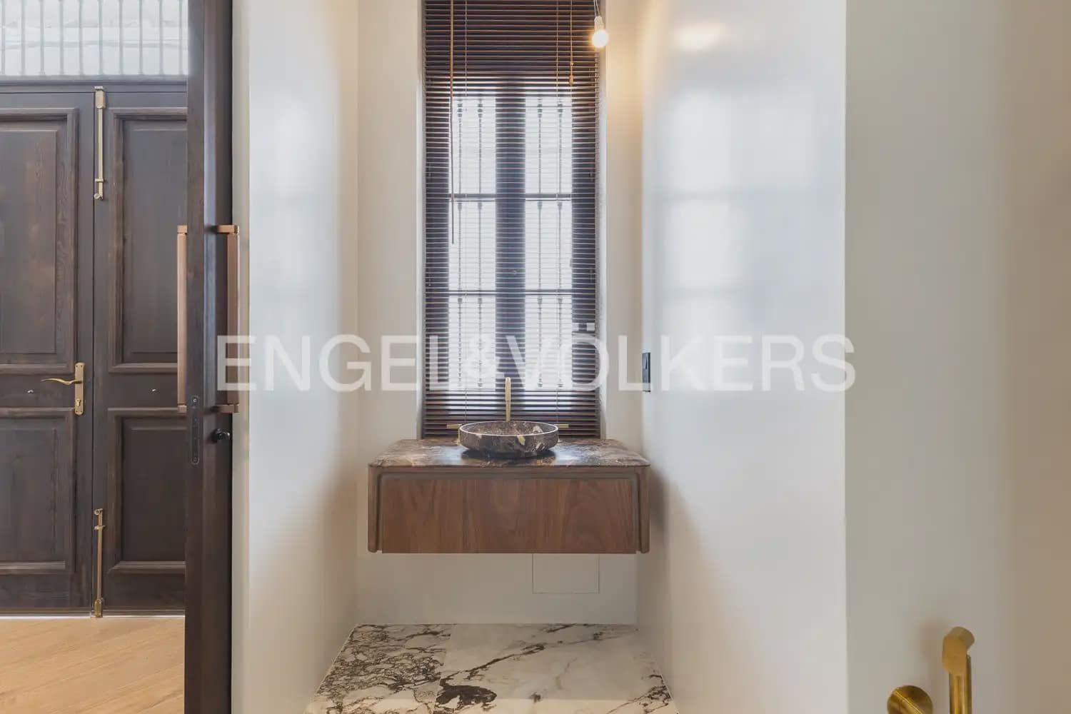 4 bedroom Townhouse for sale in Valencia city with pool - € 1,190,000 (Ref: 9937333)