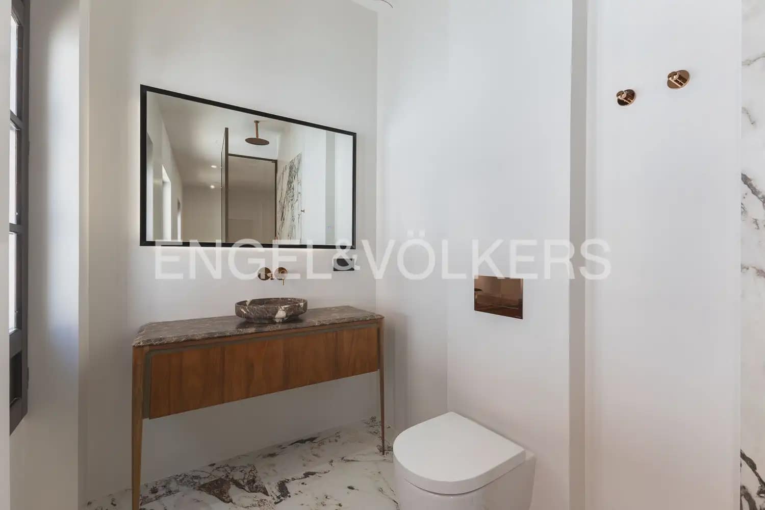 4 bedroom Townhouse for sale in Valencia city with pool - € 1,190,000 (Ref: 9937333)