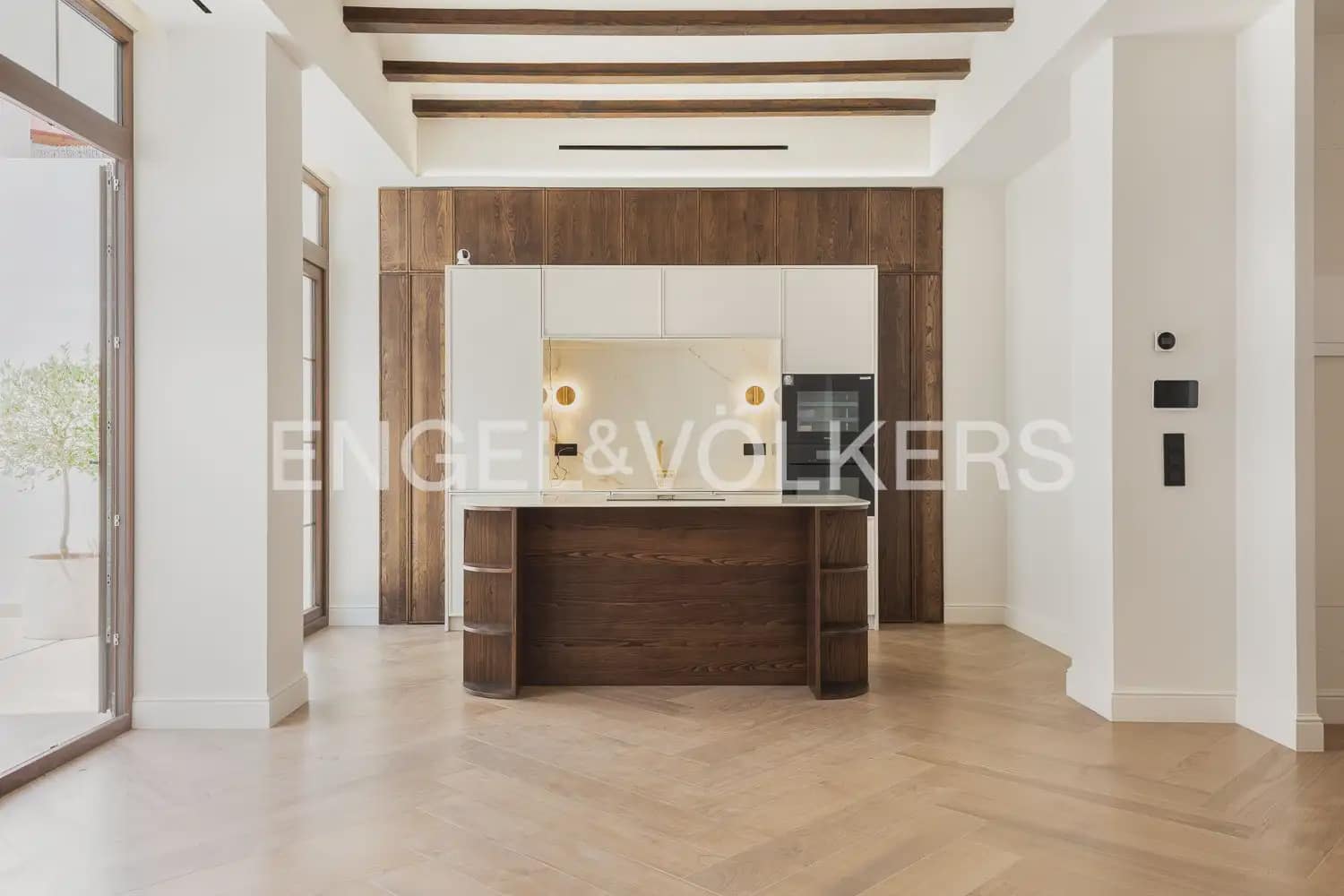4 bedroom Townhouse for sale in Valencia city with pool - € 1,190,000 (Ref: 9937333)
