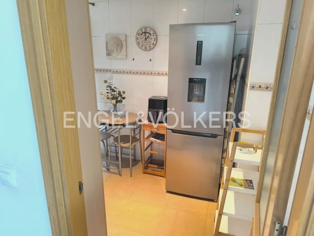 3 bedroom Penthouse for rent in Paiporta with garage - € 1,500 (Ref: 9938471)