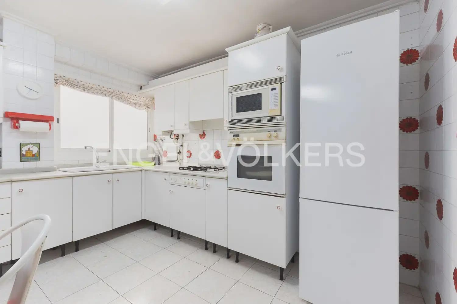 5 bedroom Flat for sale in Valencia city with garage - € 640,000 (Ref: 9938599)