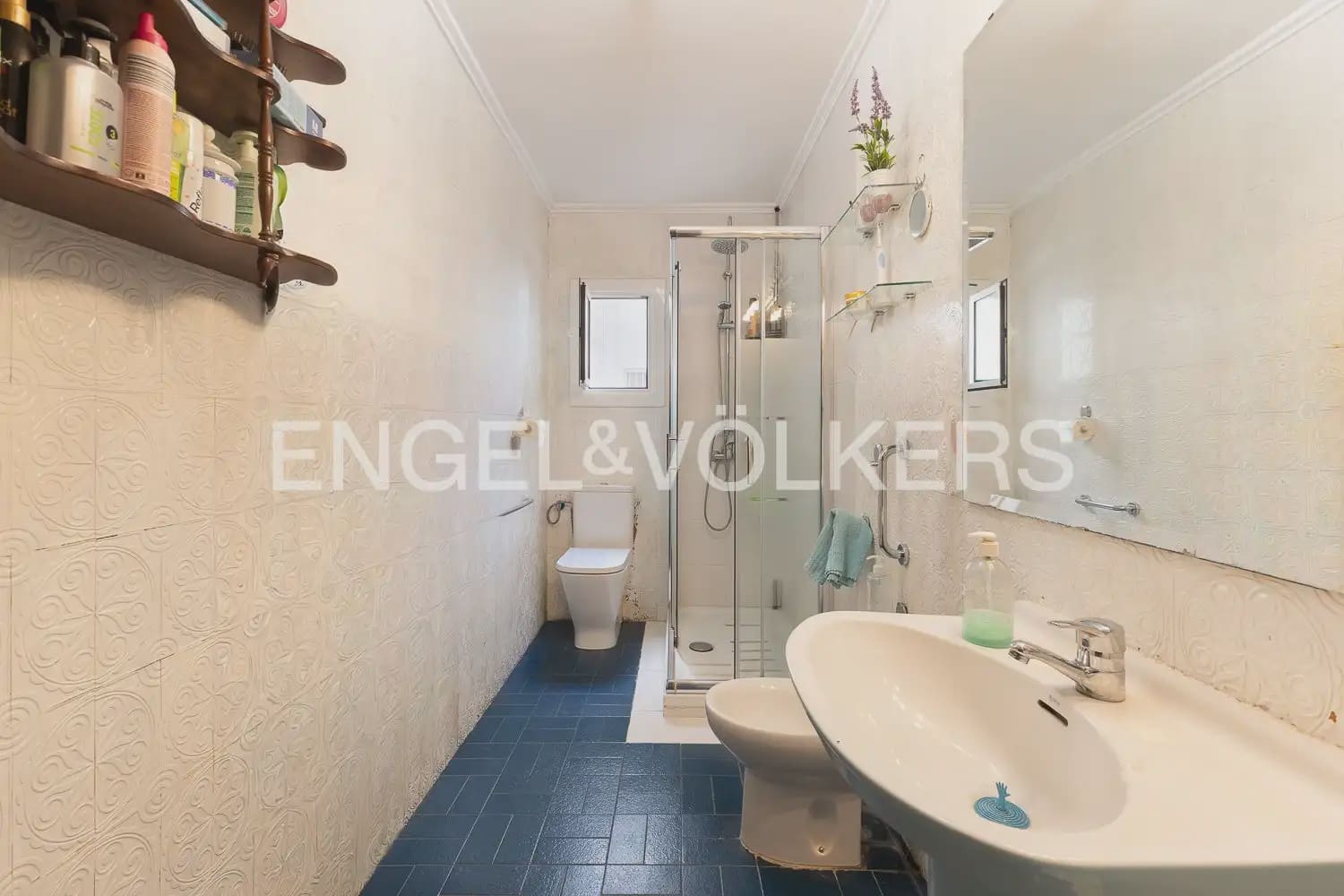 5 bedroom Flat for sale in Valencia city with garage - € 640,000 (Ref: 9938599)