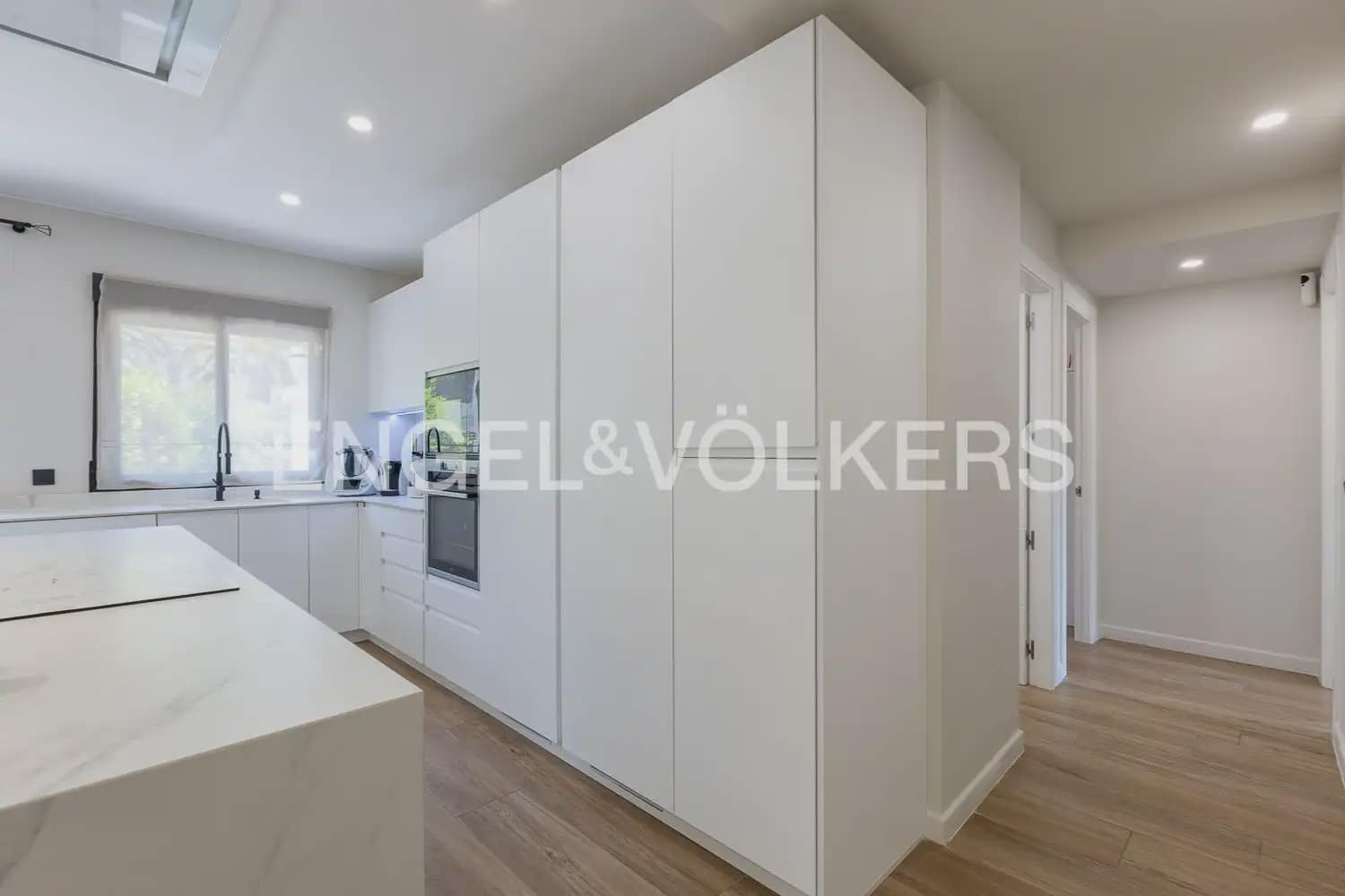 4 soverom Villa til salgs i Carcaixent med svømmebasseng garasje - € 559 000 (Ref: 9938788)