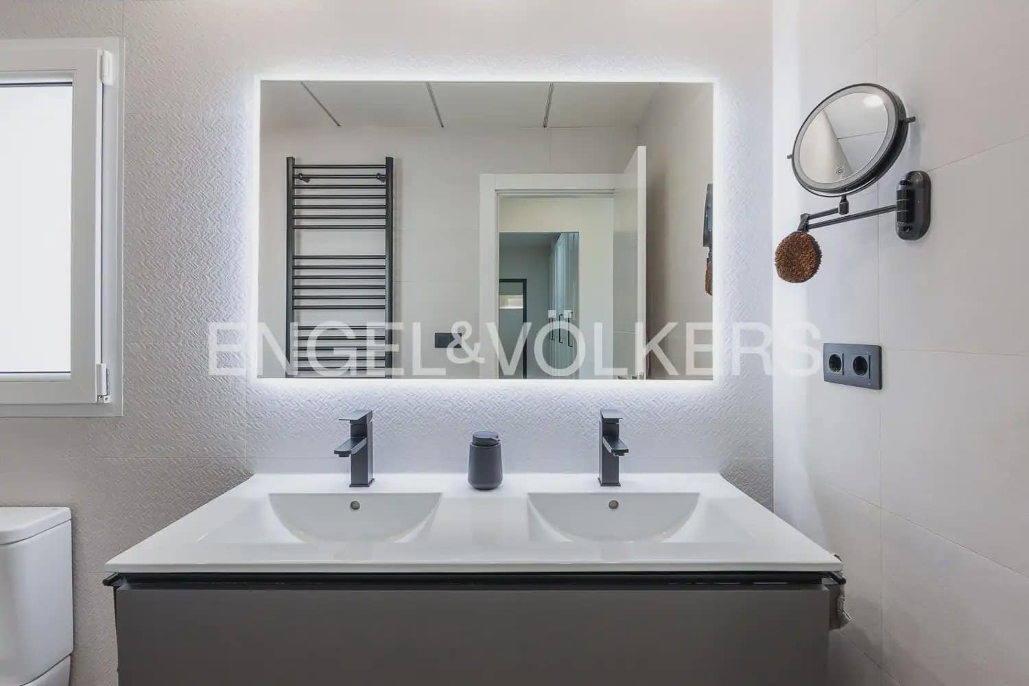 4 soverom Villa til salgs i Carcaixent med svømmebasseng garasje - € 559 000 (Ref: 9938788)