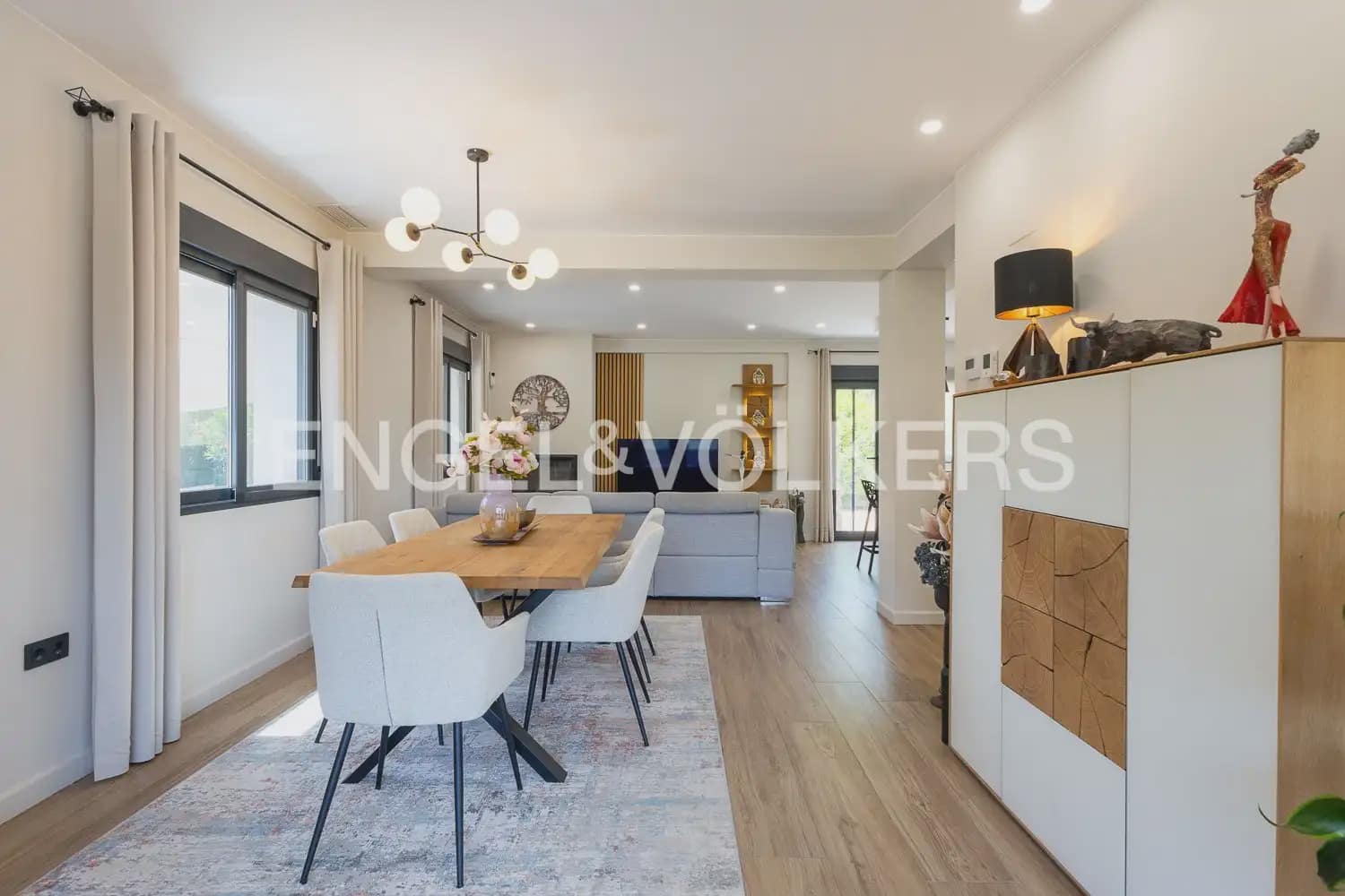 4 soverom Villa til salgs i Carcaixent med svømmebasseng garasje - € 559 000 (Ref: 9938788)