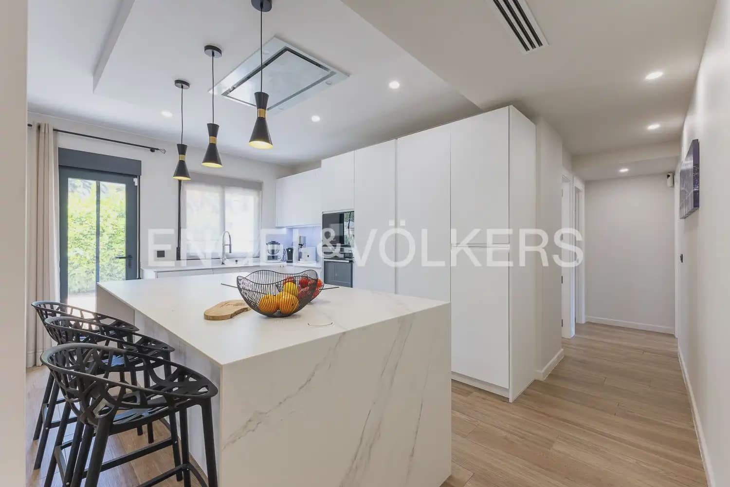 4 soverom Villa til salgs i Carcaixent med svømmebasseng garasje - € 559 000 (Ref: 9938788)