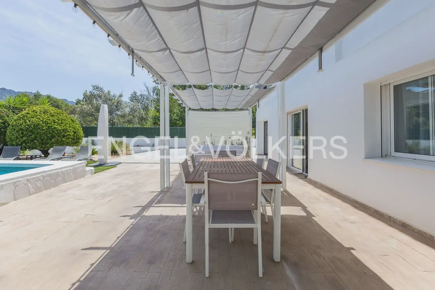 4 soverom Villa til salgs i Carcaixent med svømmebasseng garasje - € 559 000 (Ref: 9938788)