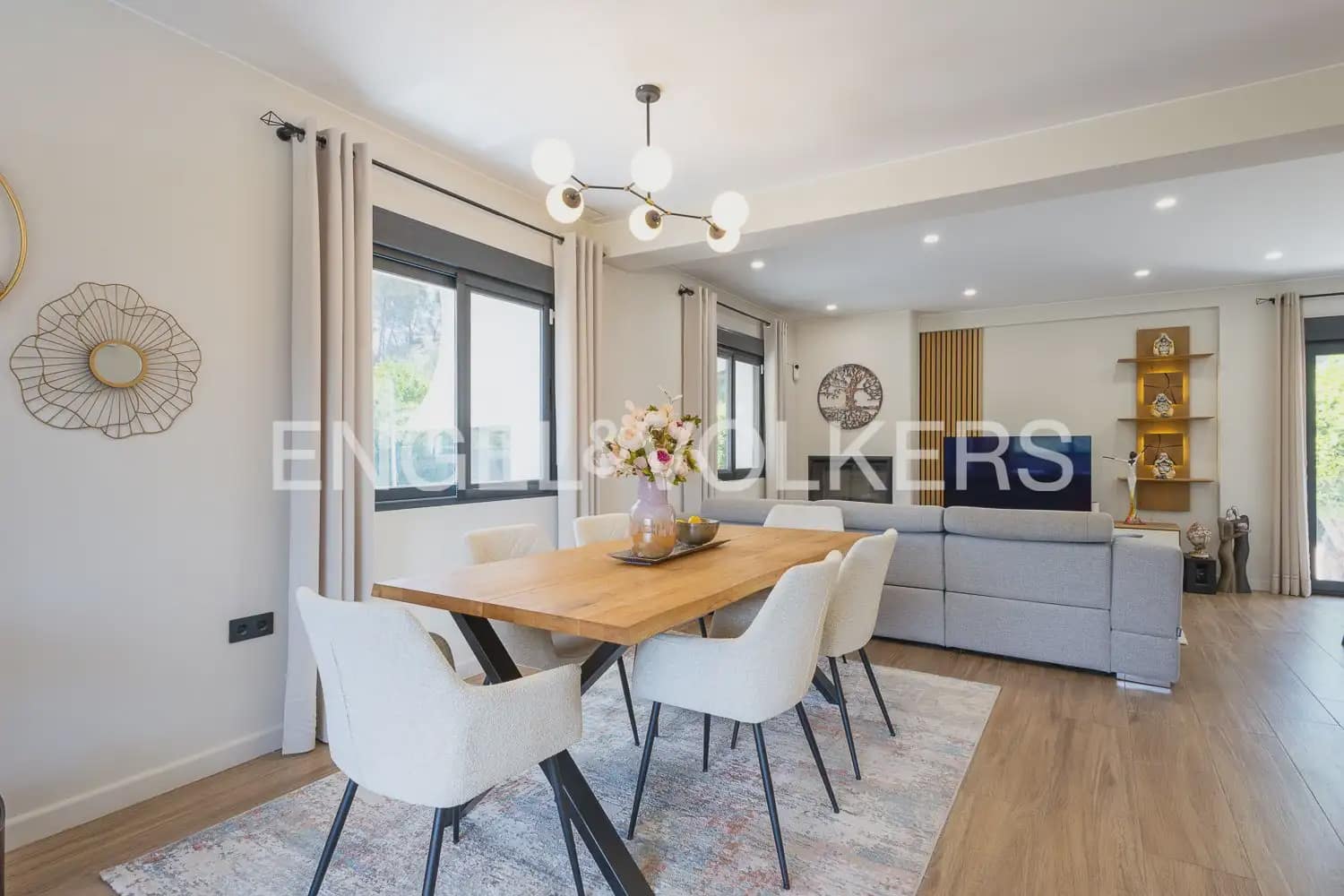 4 soverom Villa til salgs i Carcaixent med svømmebasseng garasje - € 559 000 (Ref: 9938788)