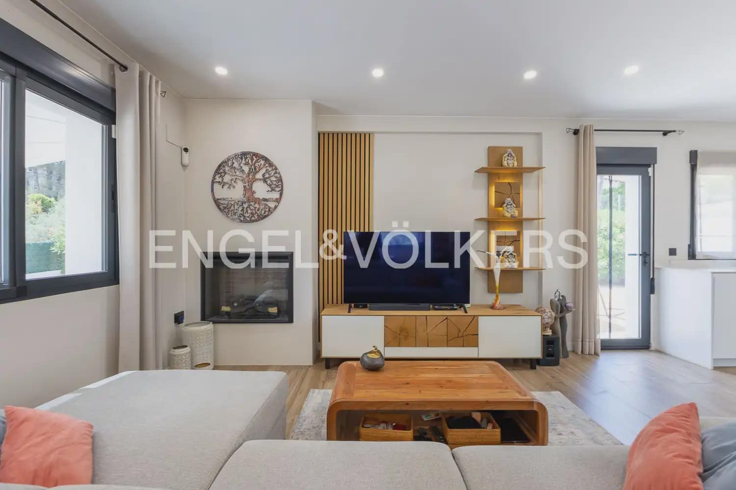 4 soverom Villa til salgs i Carcaixent med svømmebasseng garasje - € 559 000 (Ref: 9938788)