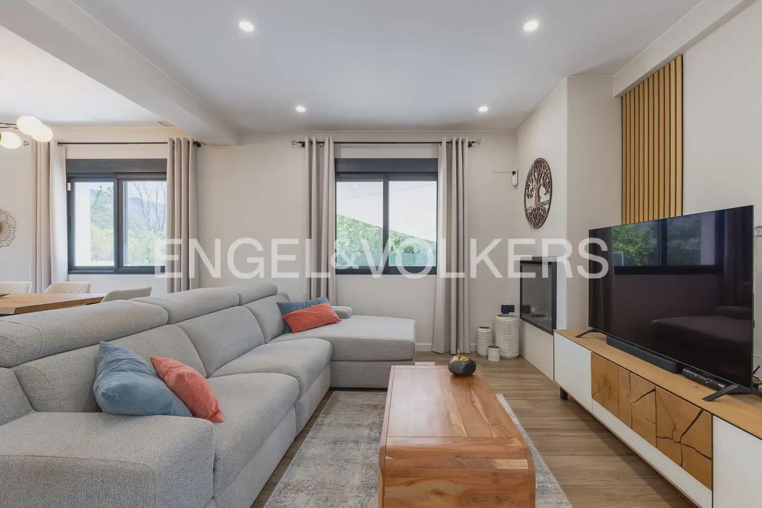 4 soverom Villa til salgs i Carcaixent med svømmebasseng garasje - € 559 000 (Ref: 9938788)