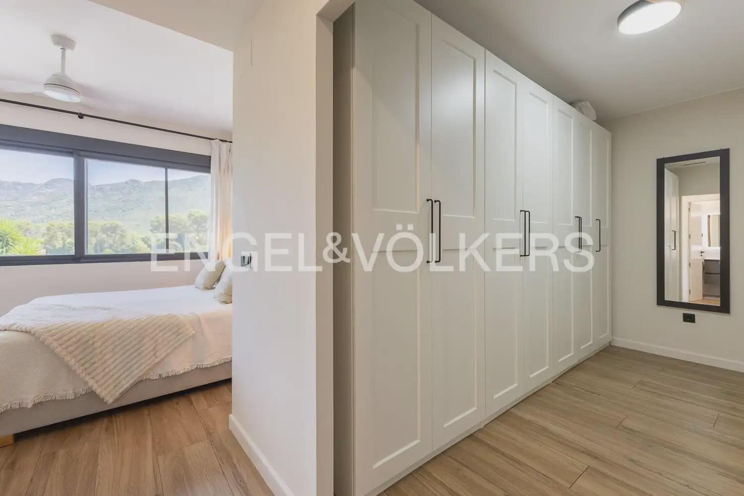 4 soverom Villa til salgs i Carcaixent med svømmebasseng garasje - € 559 000 (Ref: 9938788)
