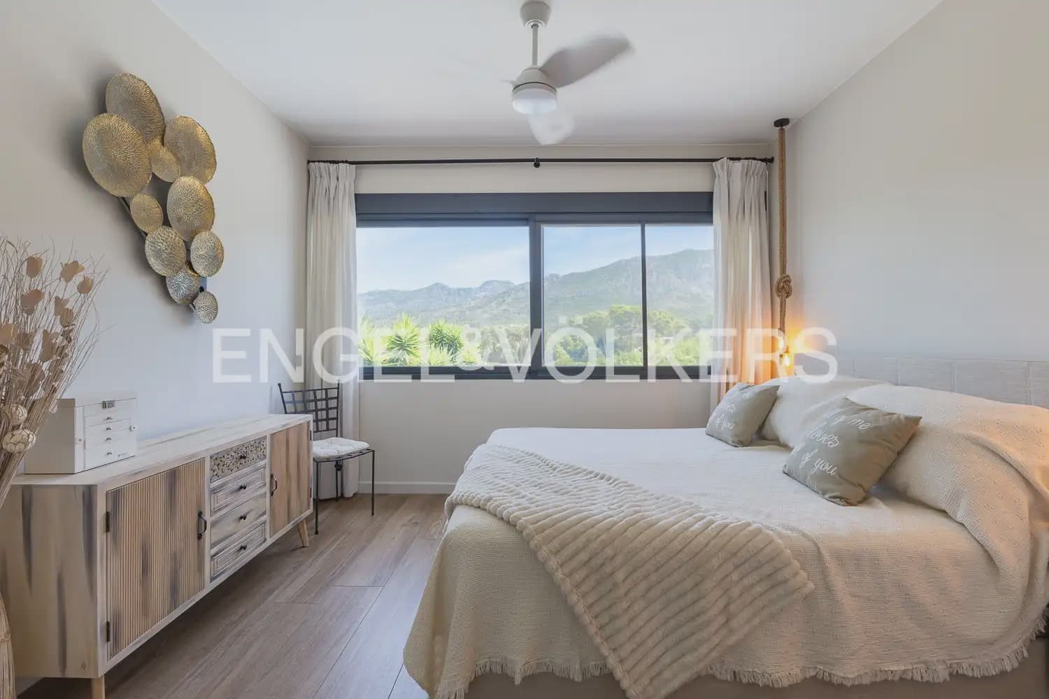 4 soverom Villa til salgs i Carcaixent med svømmebasseng garasje - € 559 000 (Ref: 9938788)