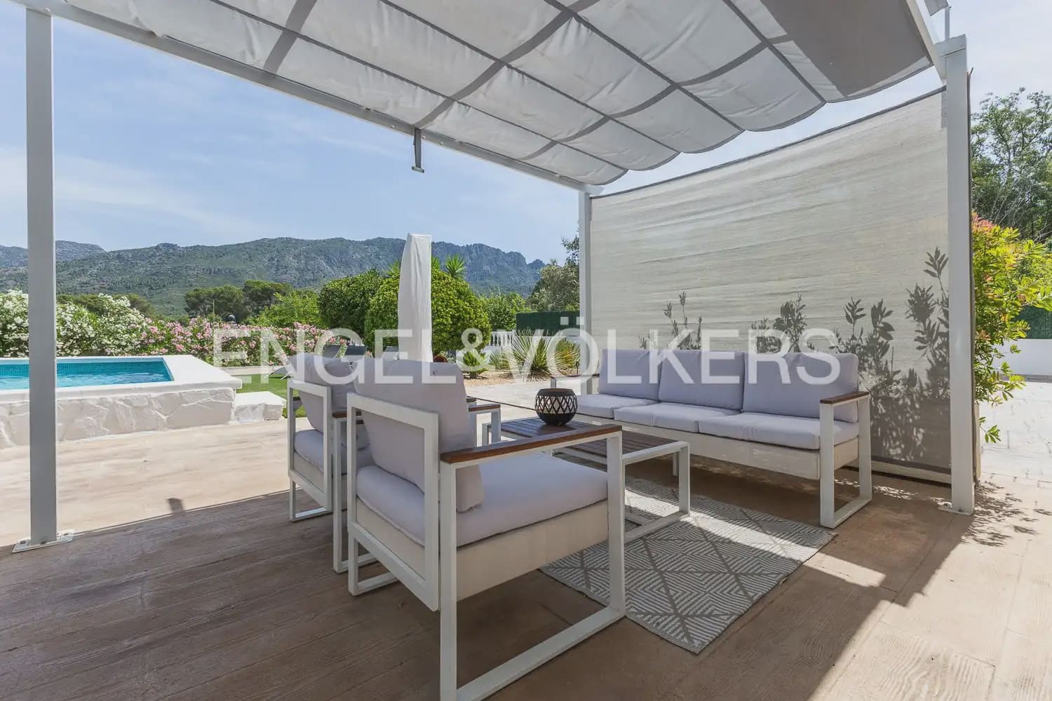 4 soverom Villa til salgs i Carcaixent med svømmebasseng garasje - € 559 000 (Ref: 9938788)