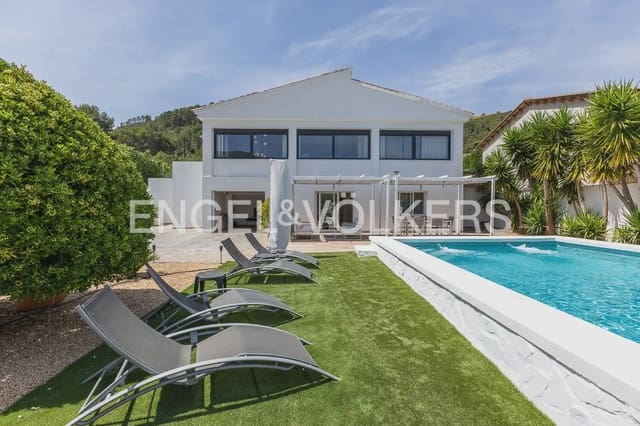 4 soverom Villa til salgs i Carcaixent med svømmebasseng garasje - € 559 000 (Ref: 9938788)