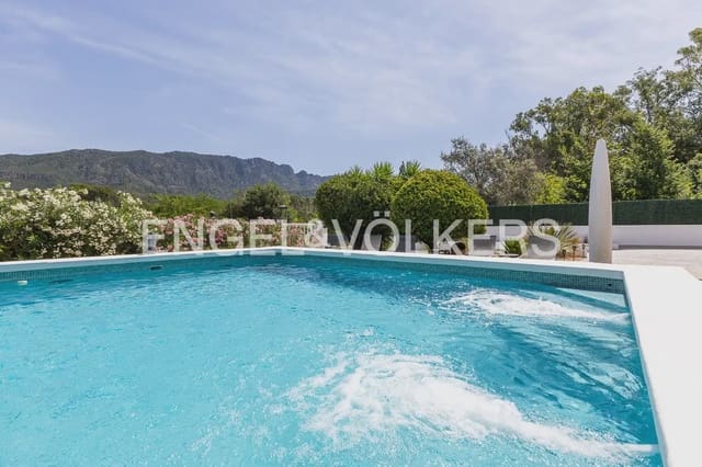 4 soverom Villa til salgs i Carcaixent med svømmebasseng garasje - € 559 000 (Ref: 9938788)