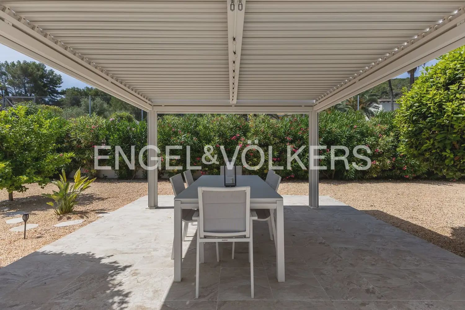 4 soverom Villa til salgs i Carcaixent med svømmebasseng garasje - € 559 000 (Ref: 9938788)