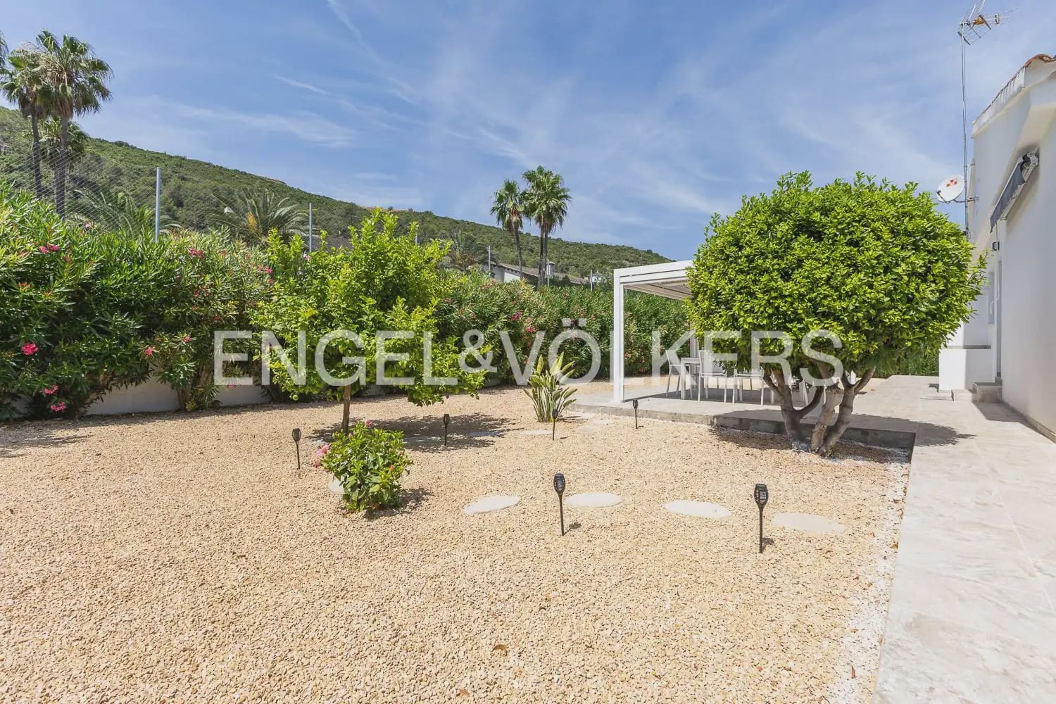 4 soverom Villa til salgs i Carcaixent med svømmebasseng garasje - € 559 000 (Ref: 9938788)