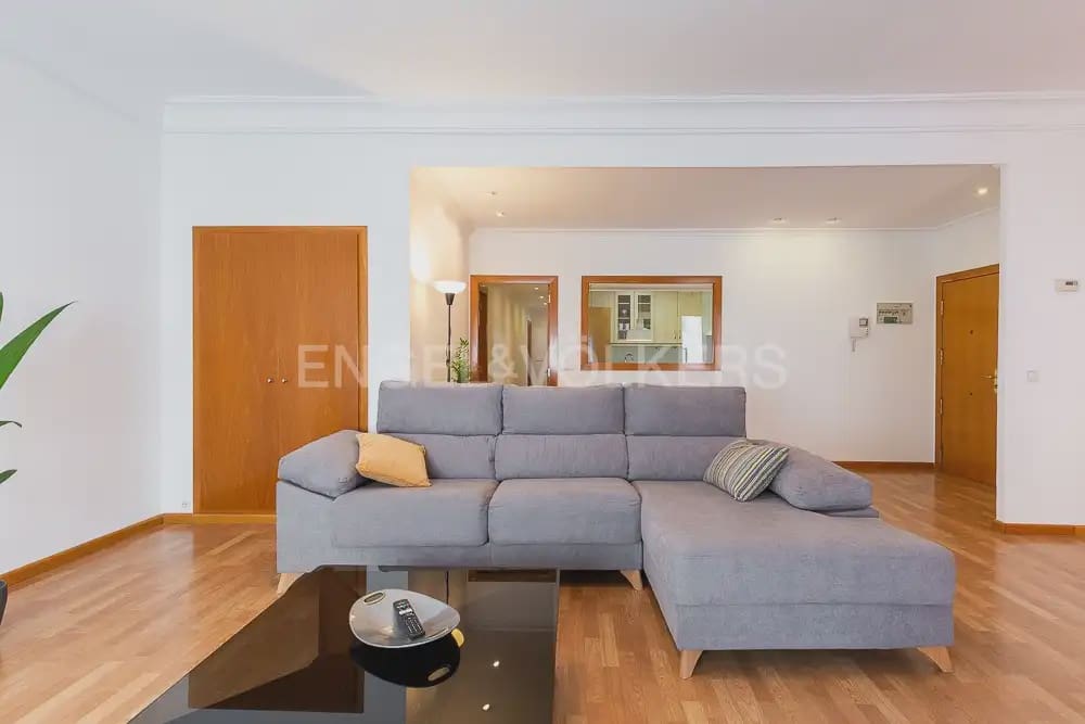 3 Zimmer Wohnung zu vermieten in Valencia Stadt - 1.600 € (Ref: 9938975)