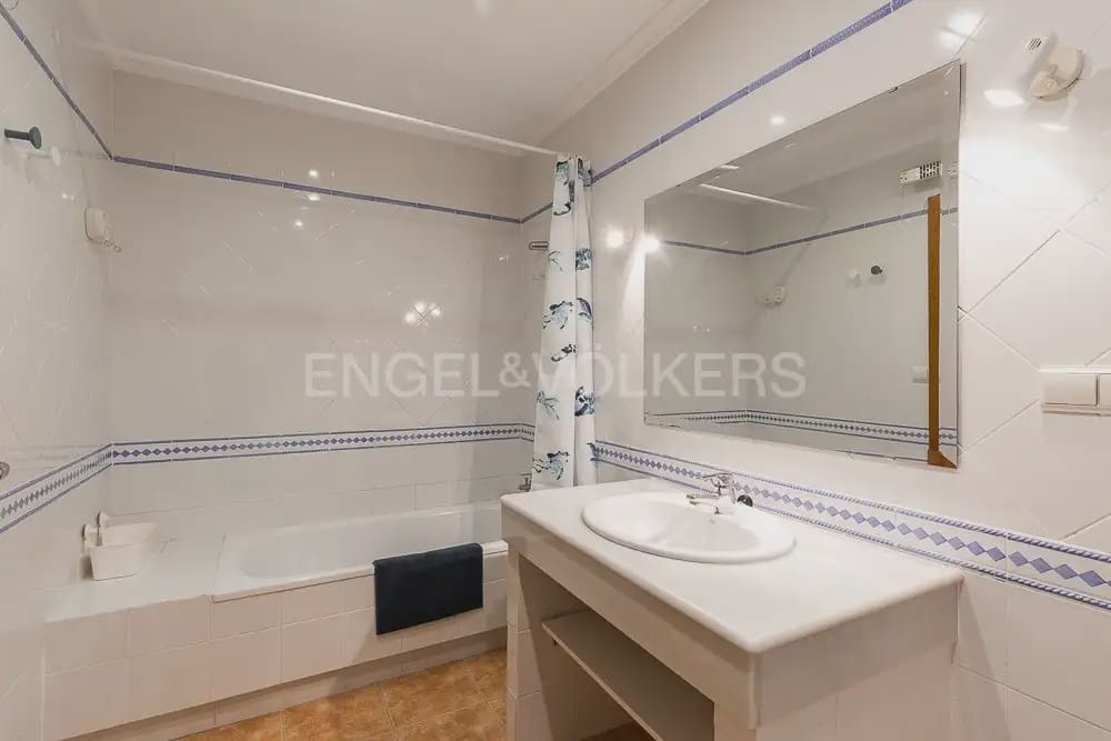3 Zimmer Wohnung zu vermieten in Valencia Stadt - 1.600 € (Ref: 9938975)