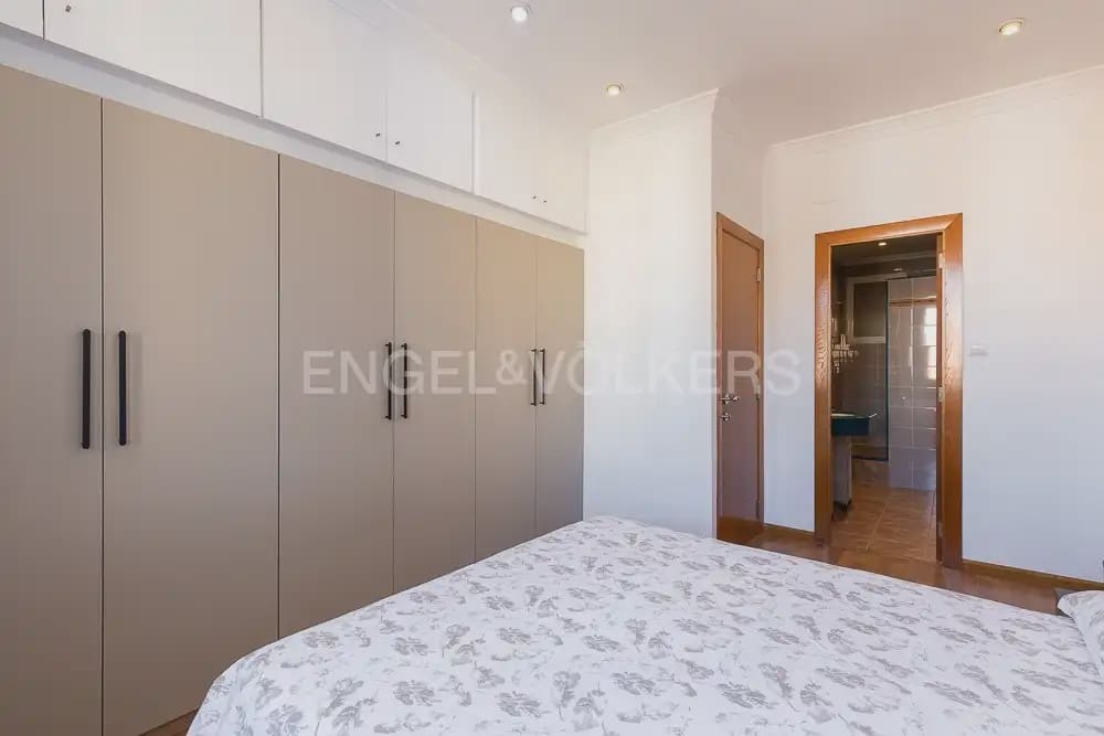 3 Zimmer Wohnung zu vermieten in Valencia Stadt - 1.600 € (Ref: 9938975)