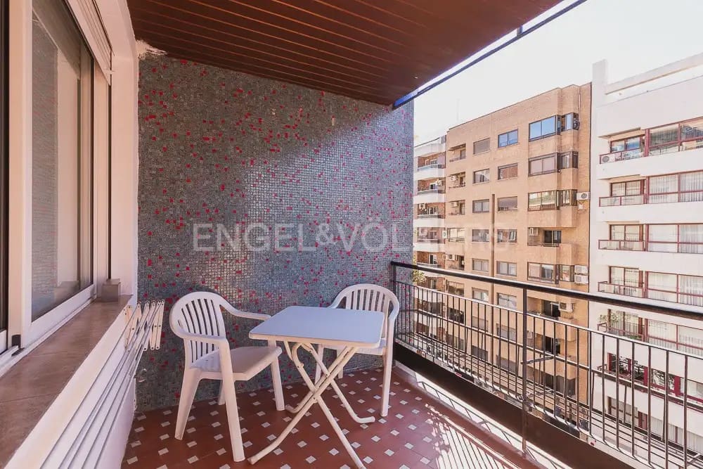 3 Zimmer Wohnung zu vermieten in Valencia Stadt - 1.600 € (Ref: 9938975)