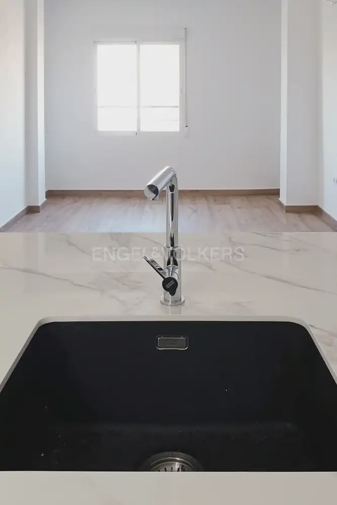 3 Zimmer Wohnung zu vermieten in Valencia Stadt - 1.700 € (Ref: 9938976)