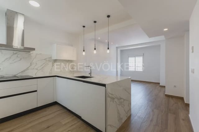 3 Zimmer Wohnung zu vermieten in Mestalla, València Stadt - 1.700 € (Ref: 9938976)