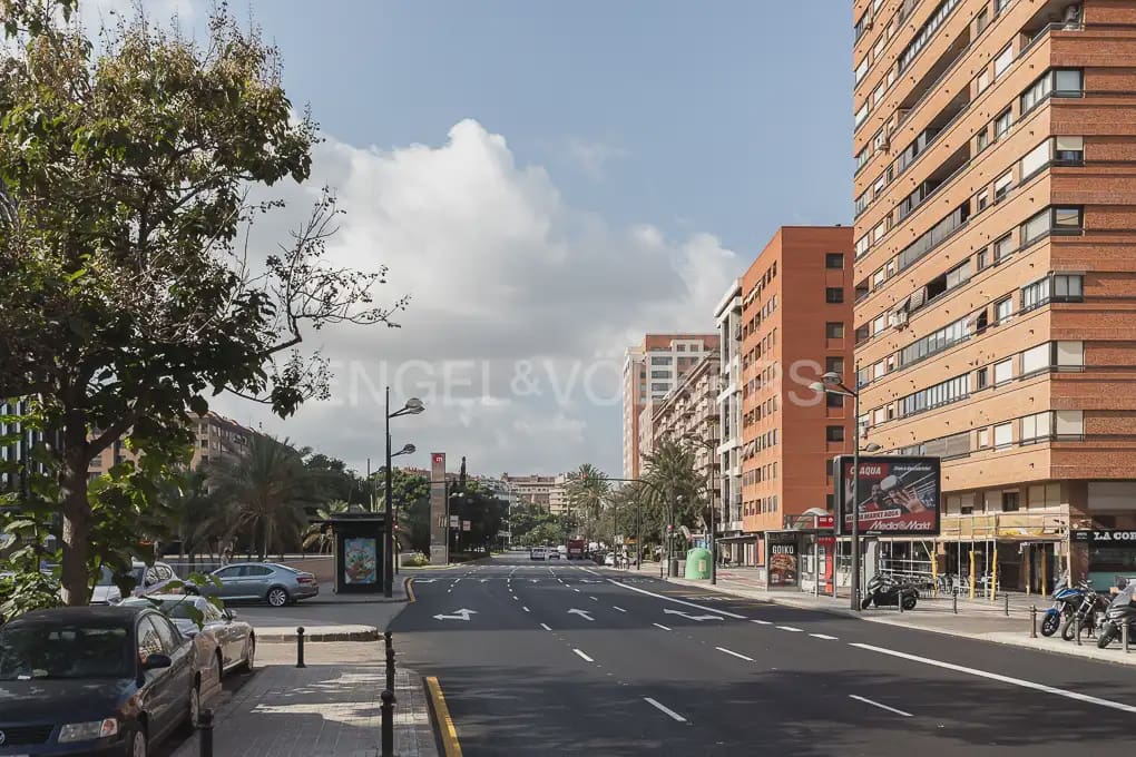 3 Zimmer Wohnung zu vermieten in Valencia Stadt - 1.700 € (Ref: 9938976)