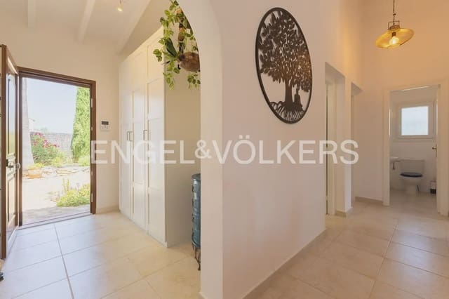 4 soverom Villa til salgs i Devessa - Monte Pego, Dénia med svømmebasseng garasje - € 557 000 (Ref: 9939094)
