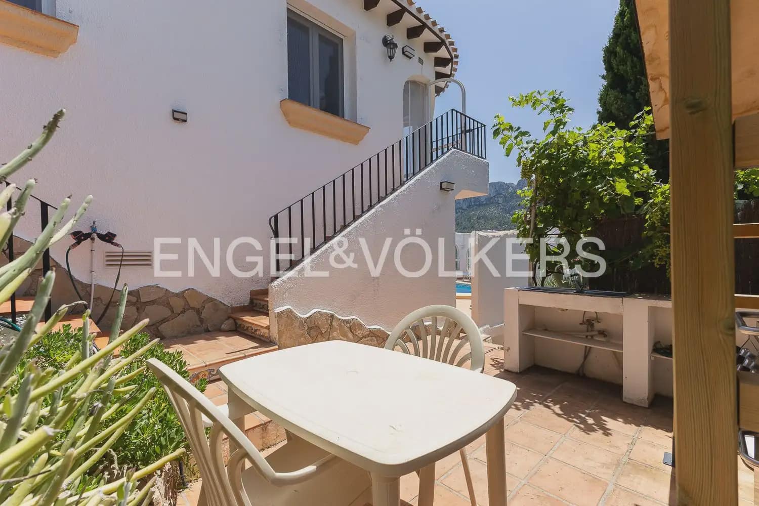 4 soverom Villa til salgs i Denia med svømmebasseng garasje - € 557 000 (Ref: 9939094)