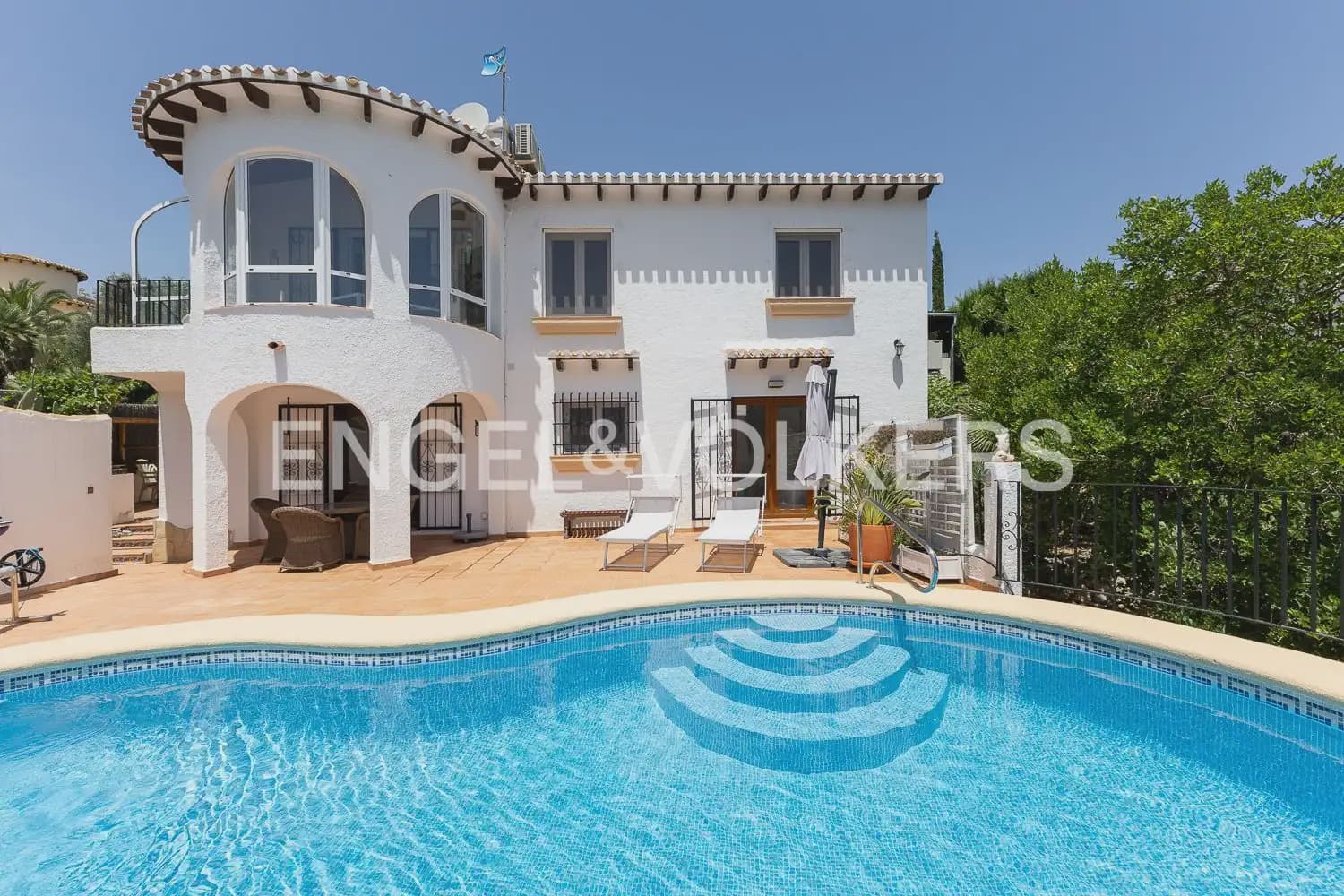 4 soverom Villa til salgs i Denia med svømmebasseng garasje - € 557 000 (Ref: 9939094)