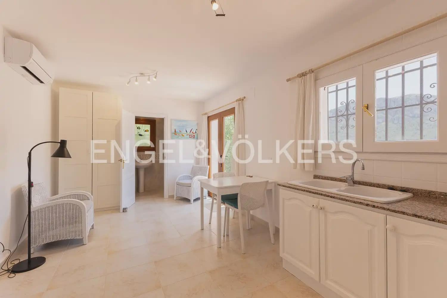 4 soverom Villa til salgs i Denia med svømmebasseng garasje - € 557 000 (Ref: 9939094)