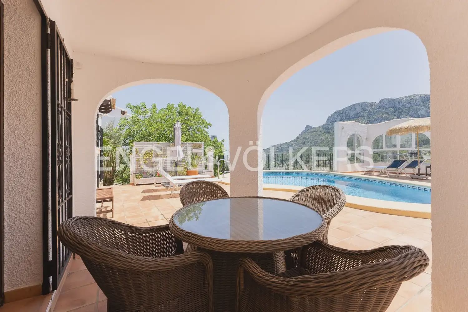 4 soverom Villa til salgs i Denia med svømmebasseng garasje - € 557 000 (Ref: 9939094)