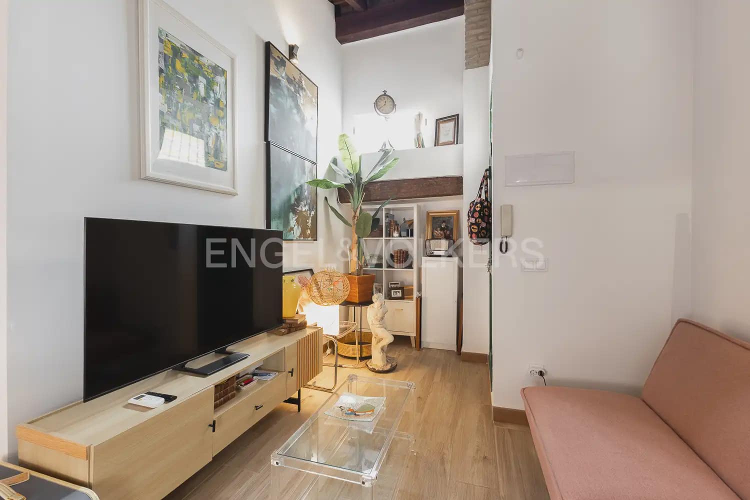 1 Zimmer Wohnung zu vermieten in Valencia Stadt - 1.100 € (Ref: 9939154)