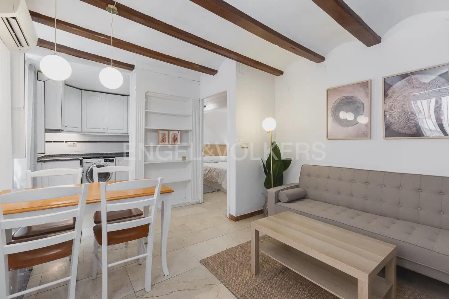 1 bedroom Flat for rent in Valencia city - € 1,250 (Ref: 9940754)