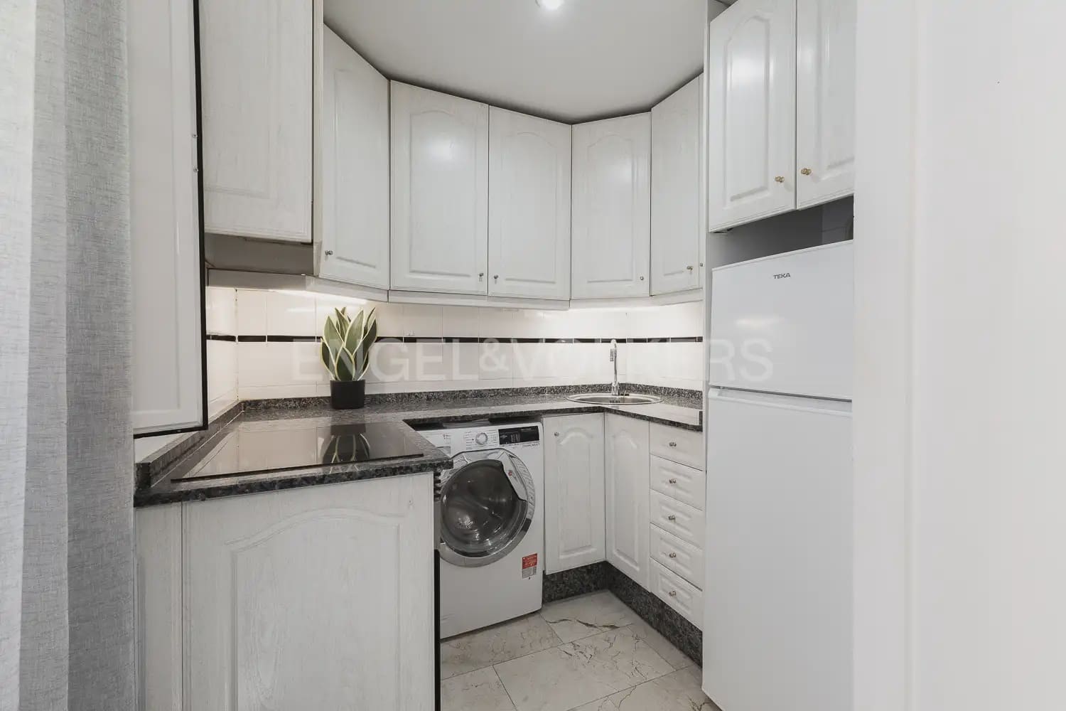 1 bedroom Flat for rent in Valencia city - € 1,250 (Ref: 9940754)