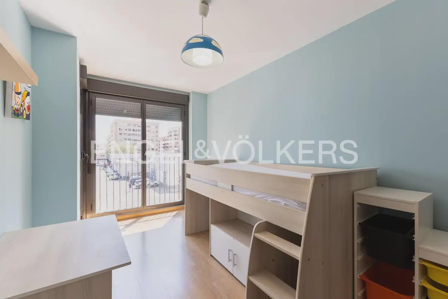 3 bedroom Flat for rent in Valencia city with garage - € 1,500 (Ref: 9940755)