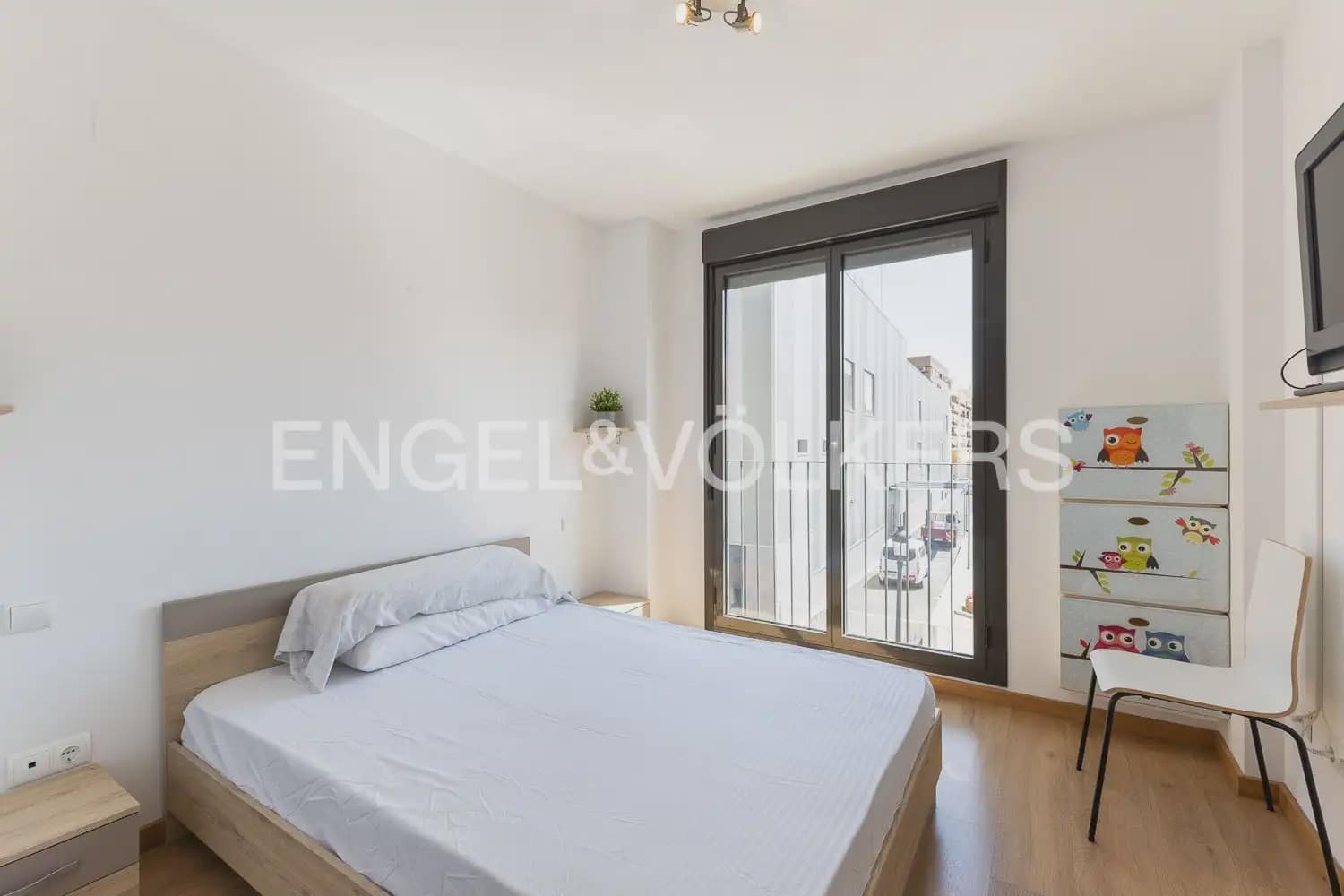3 bedroom Flat for rent in Valencia city with garage - € 1,500 (Ref: 9940755)