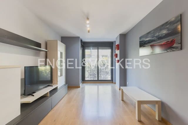 3 bedroom Flat for rent in Torrefiel, Valencia city with garage - € 1,500 (Ref: 9940755)