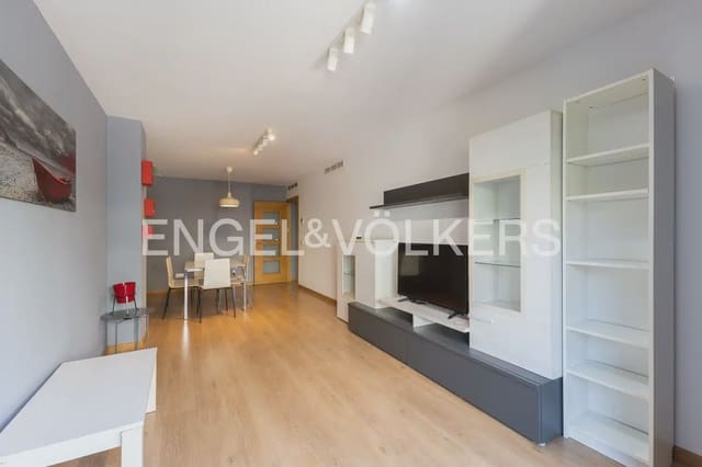 3 bedroom Flat for rent in Torrefiel, Valencia city with garage - € 1,500 (Ref: 9940755)