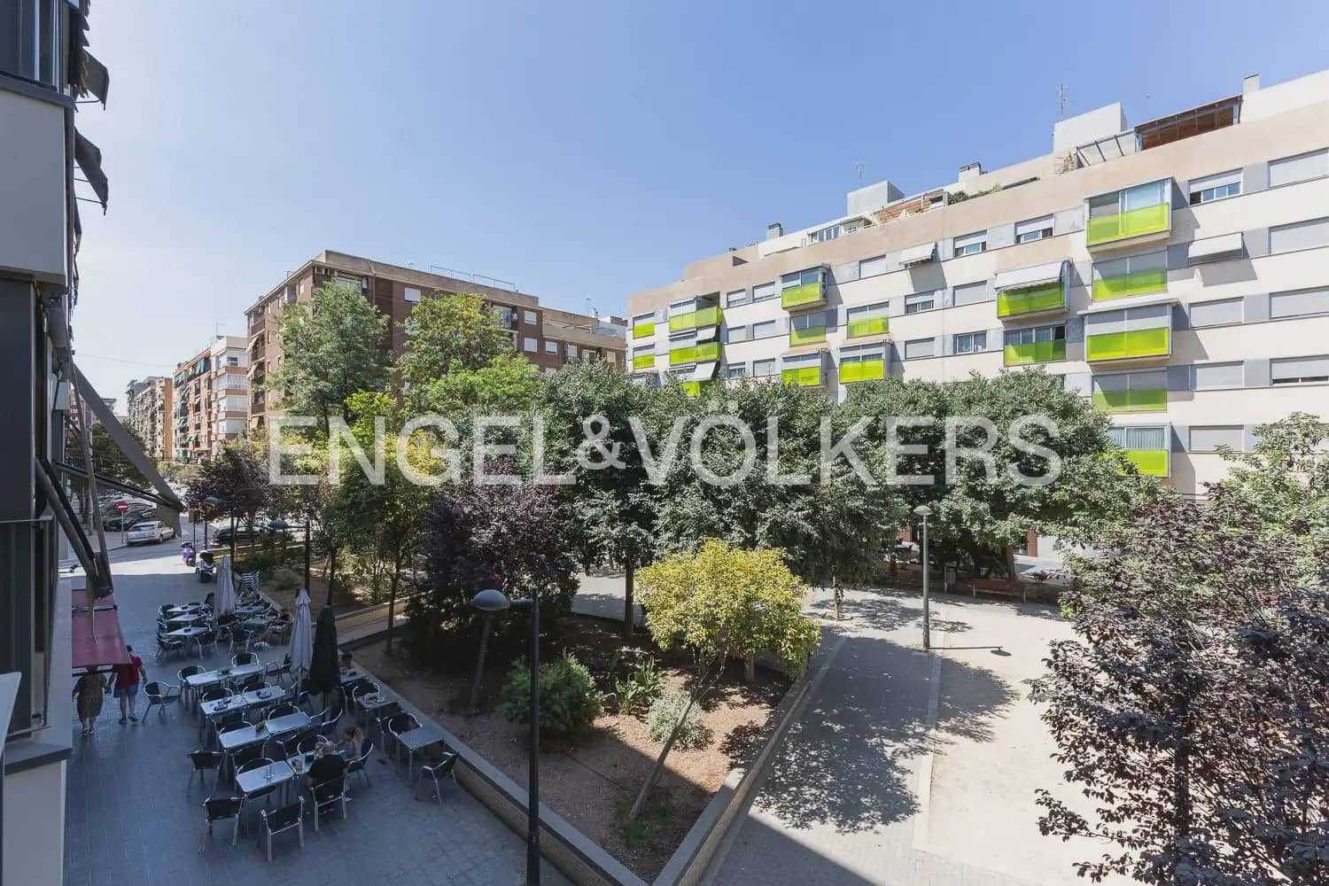 3 bedroom Flat for rent in Valencia city with garage - € 1,500 (Ref: 9940755)