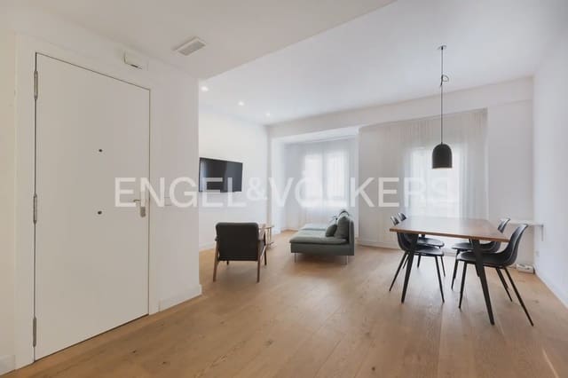2 Zimmer Wohnung zu vermieten in Russafa, València Stadt - 2.000 € (Ref: 9940756)