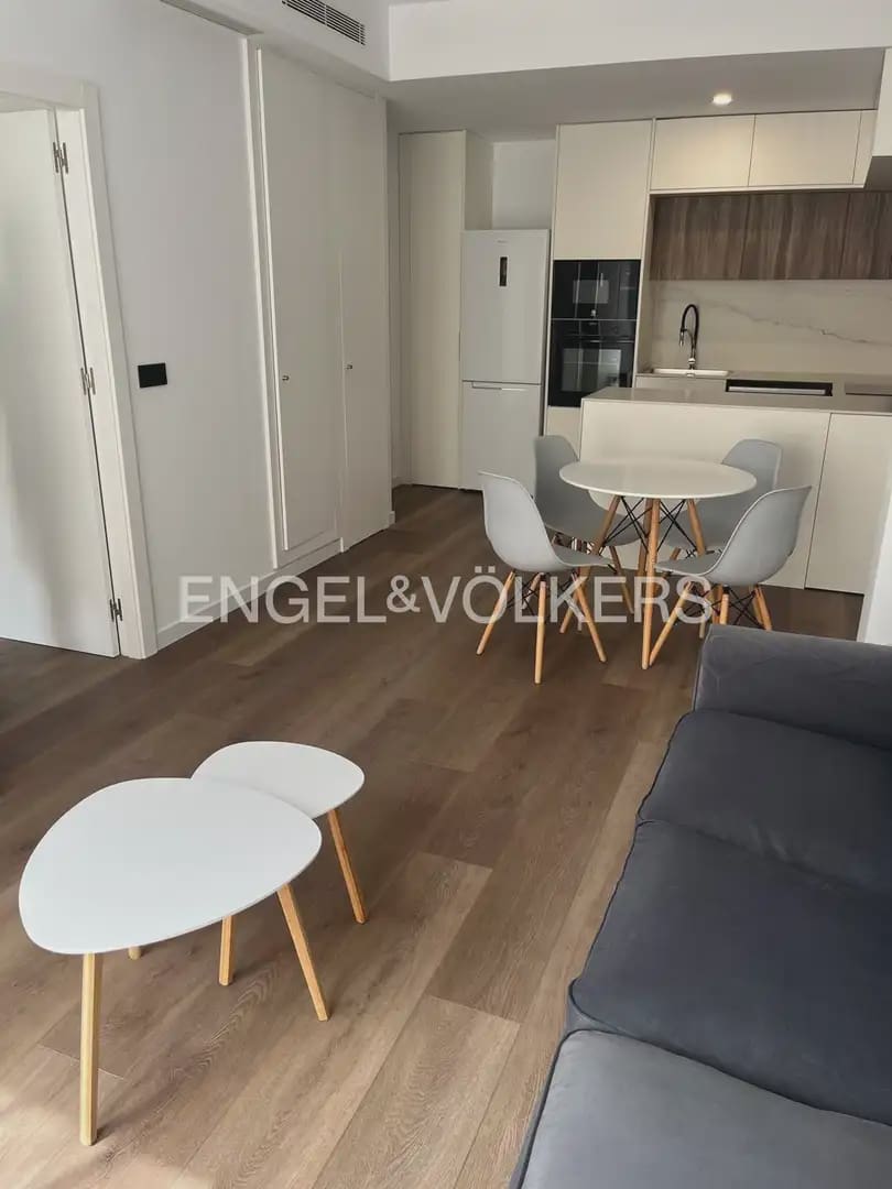 1 bedroom Flat for rent in Valencia city - € 1,500 (Ref: 9941146)