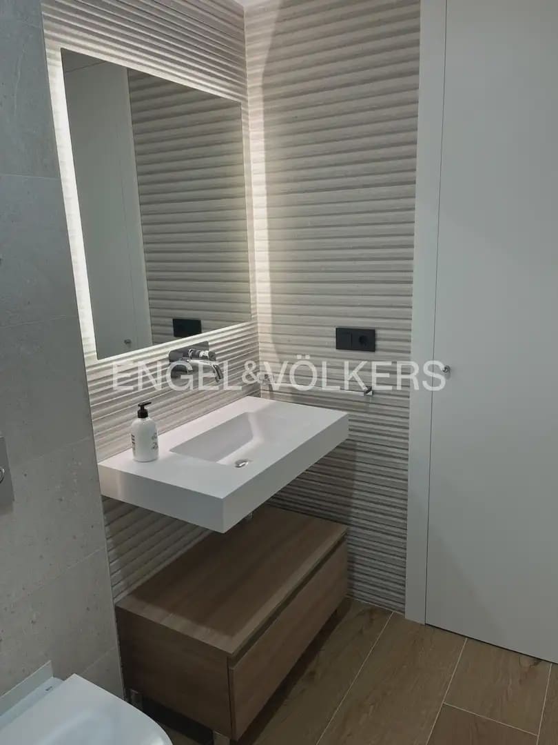 1 bedroom Flat for rent in Valencia city - € 1,500 (Ref: 9941146)