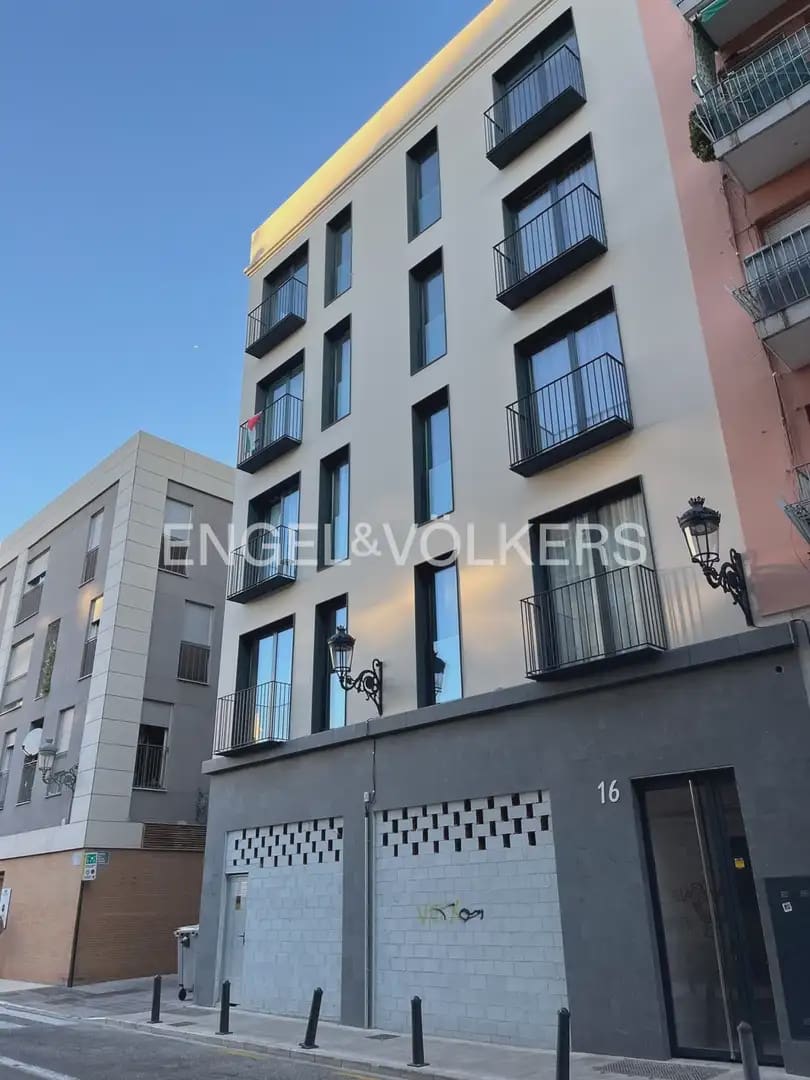 1 bedroom Flat for rent in Valencia city - € 1,500 (Ref: 9941146)